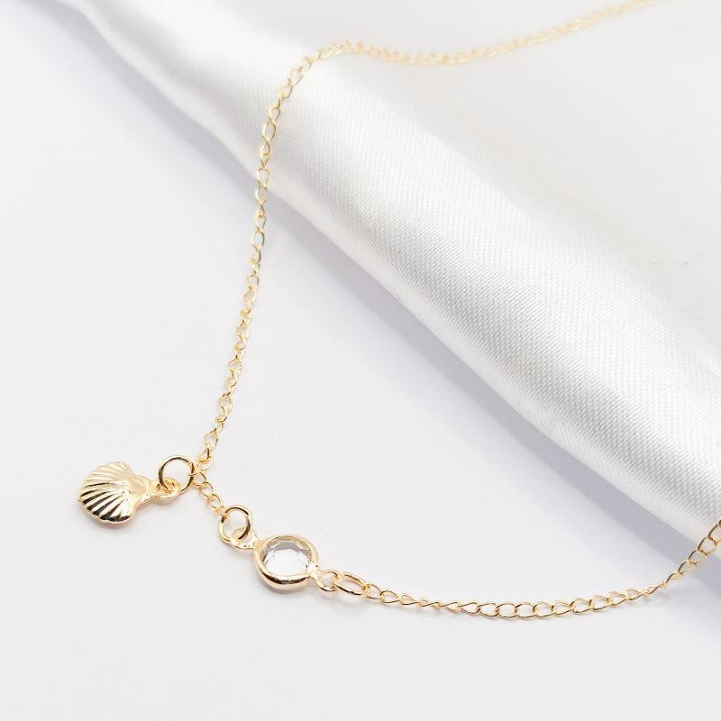 COLAR DOURADO CHOKER CONCHA E BEZEL CRISTAL 35CM