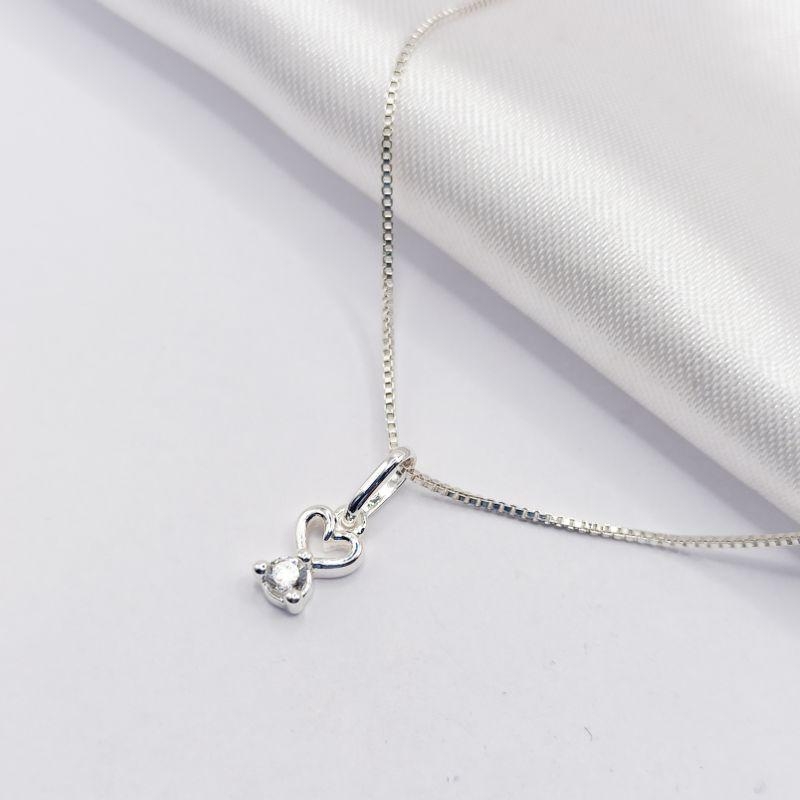 GARGANTILHA PRATA CORAÇÃO FIO COM PONTO DE LUZ 45CM