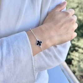 Pulseira Prata 3 Trevos Preto Resinados Pulseira Prata 3 Trevos Preto Resinados