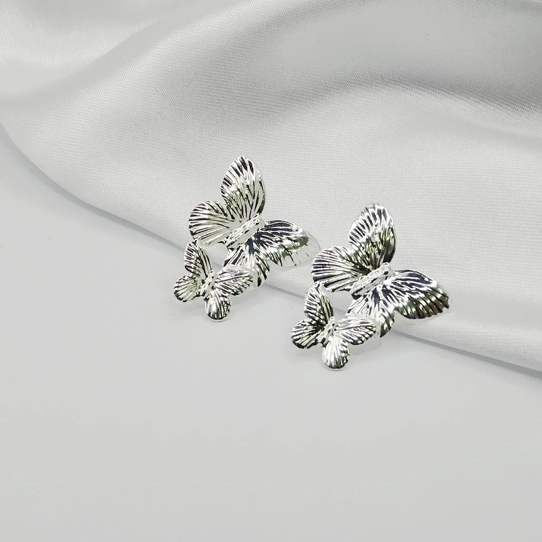 BRINCO PRATA BORBOLETA DUPLA DETALHADA