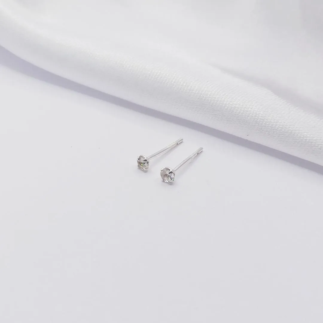 BRINCO PRATA PONTO DE LUZ CRISTAL P 3MM