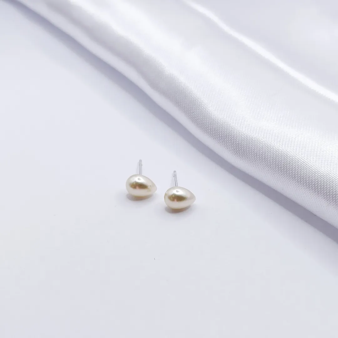BRINCO PRATA MINI GOTA PÉROLA