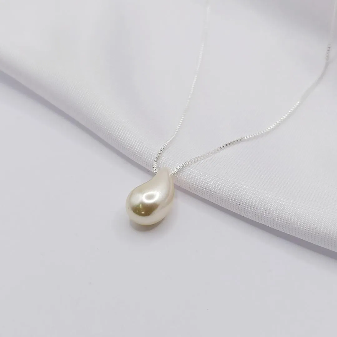 GARGANTILA PRATA COM GOTA DE PÉROLA 45CM