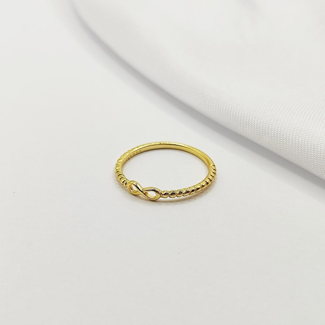 ANEL DOURADO ARO FINO E DETALHADO COM INFINITO