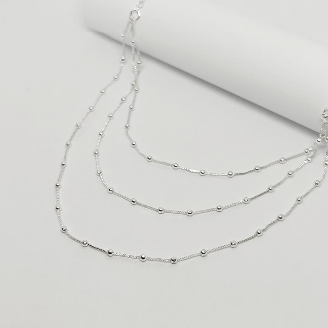 GARGANTILHA PRATA TRIPLA VENEZIANA INTERCALADA COM BOLINHA 45CM