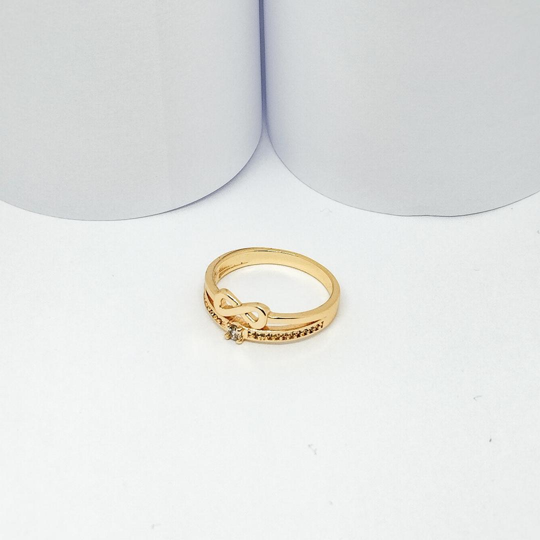 ANEL DOURADO ARO DUPLO COM INFINITO E UMA FILEIRA DE ZIRCÔNIA
