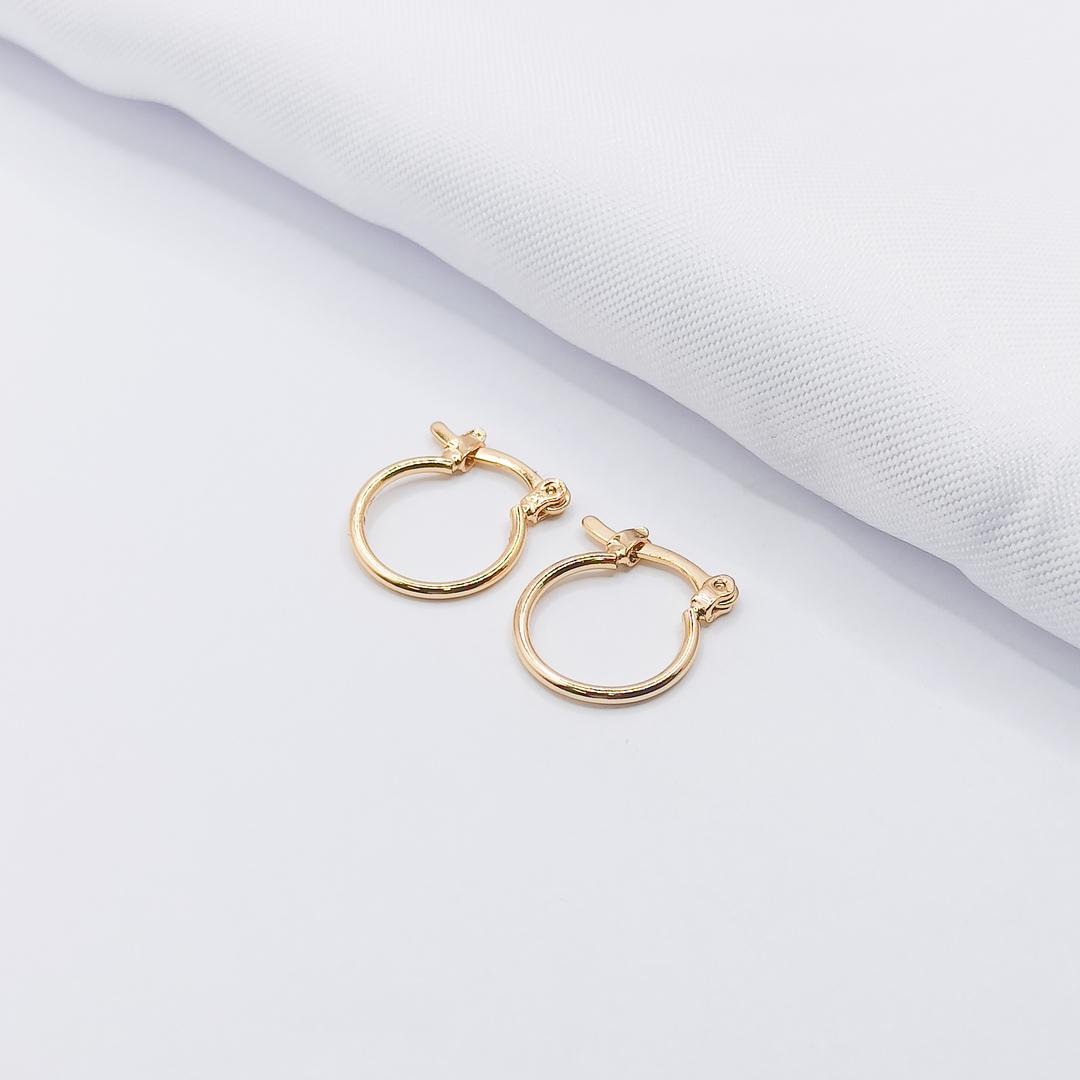 BRINCO DOURADO ARGOLINHA ARTICULADA FIO 1MM M