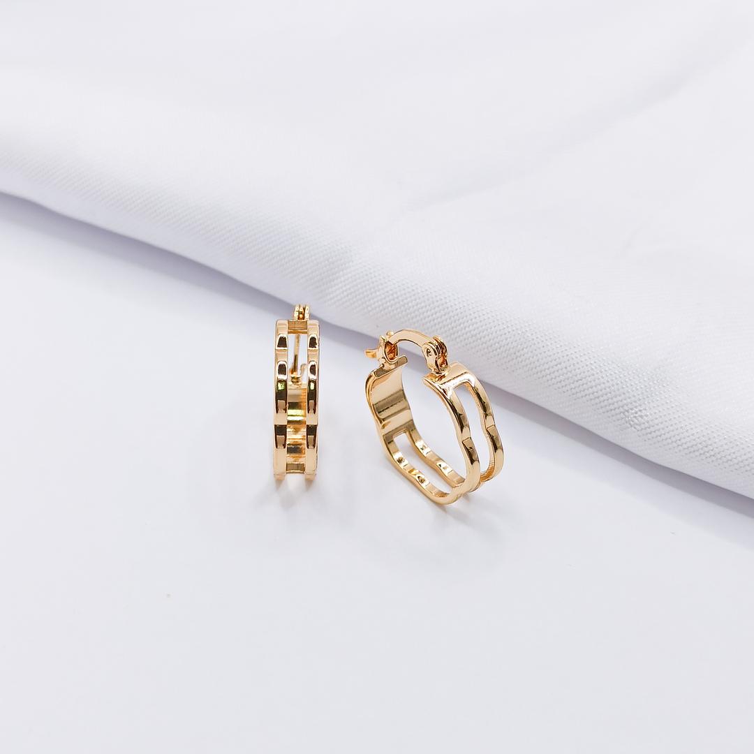BRINCO DOURADO ARGOLINHA ARTICULADA FIO LISO E ONDULADO