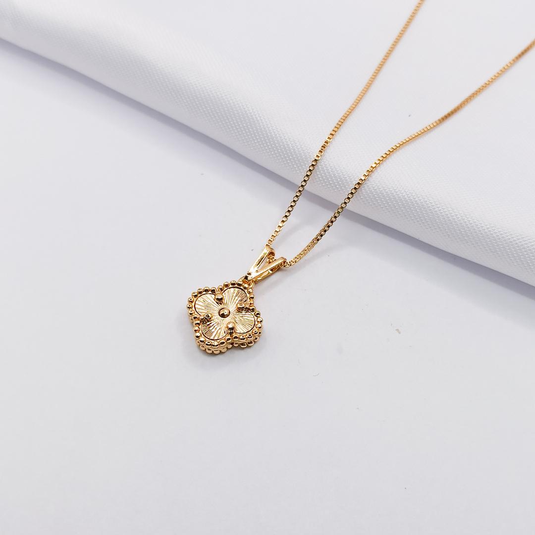 GARGANTILHA DOURADA INSPIRAÇÃO TREVO VAN CLEEF DETALHADO 45CM