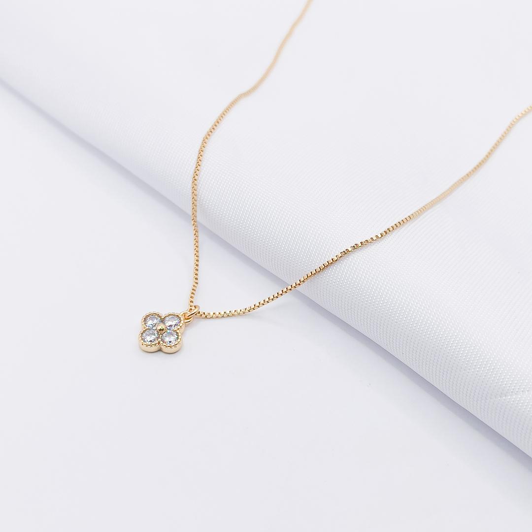 GARGANTILHA DOURADA INSPIRAÇÃO VAN CLEEF ZIRCÔNIA CRISTAL 45CM