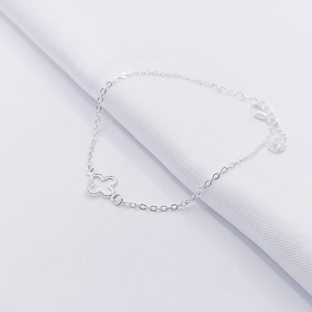 PULSEIRA PRATA INSPIRAÇÃO TREVO VAN CLEEF