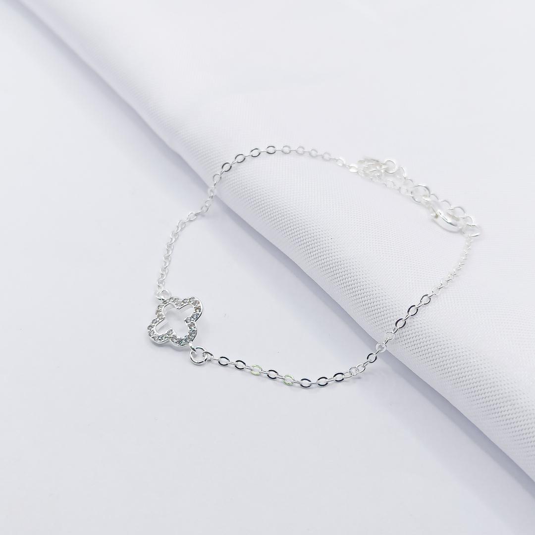 PULSEIRA PRATA INSPIRAÇÃO TREVO VAN CLEEF CRAVEJADO