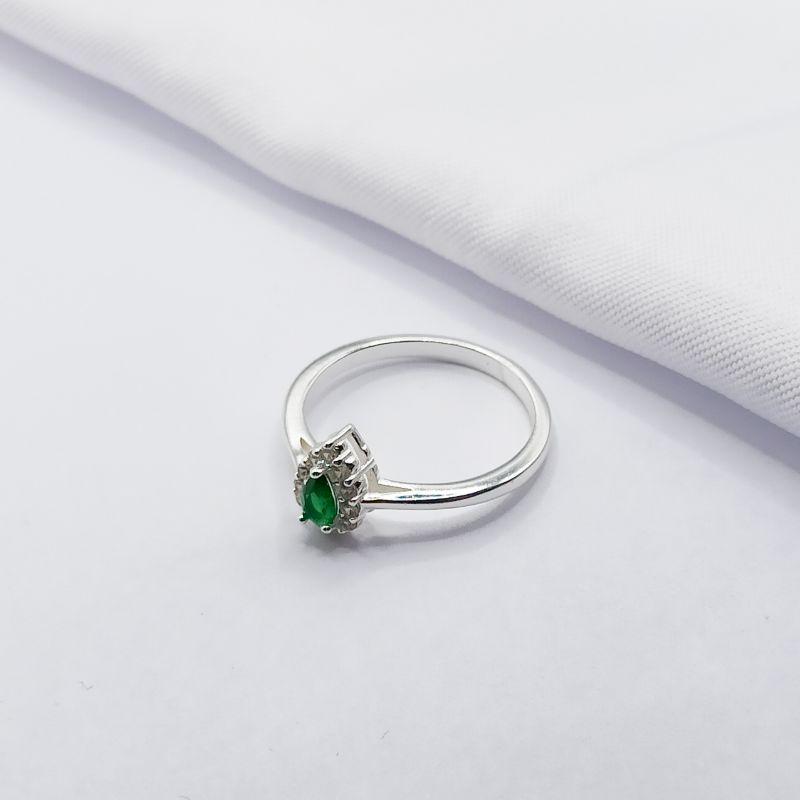 ANEL PRATA SOLITÁRIO GOTA VERDE BORDA CRAVEJADA