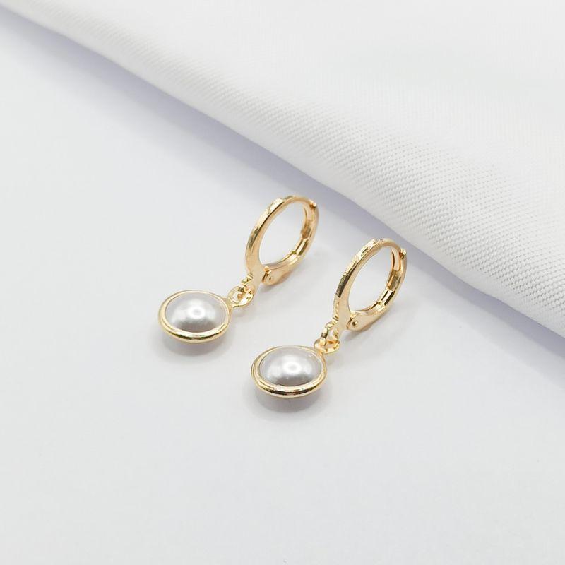 BRINCO DOURADO ARGOLINHA CLICK COM PÉROLA  G