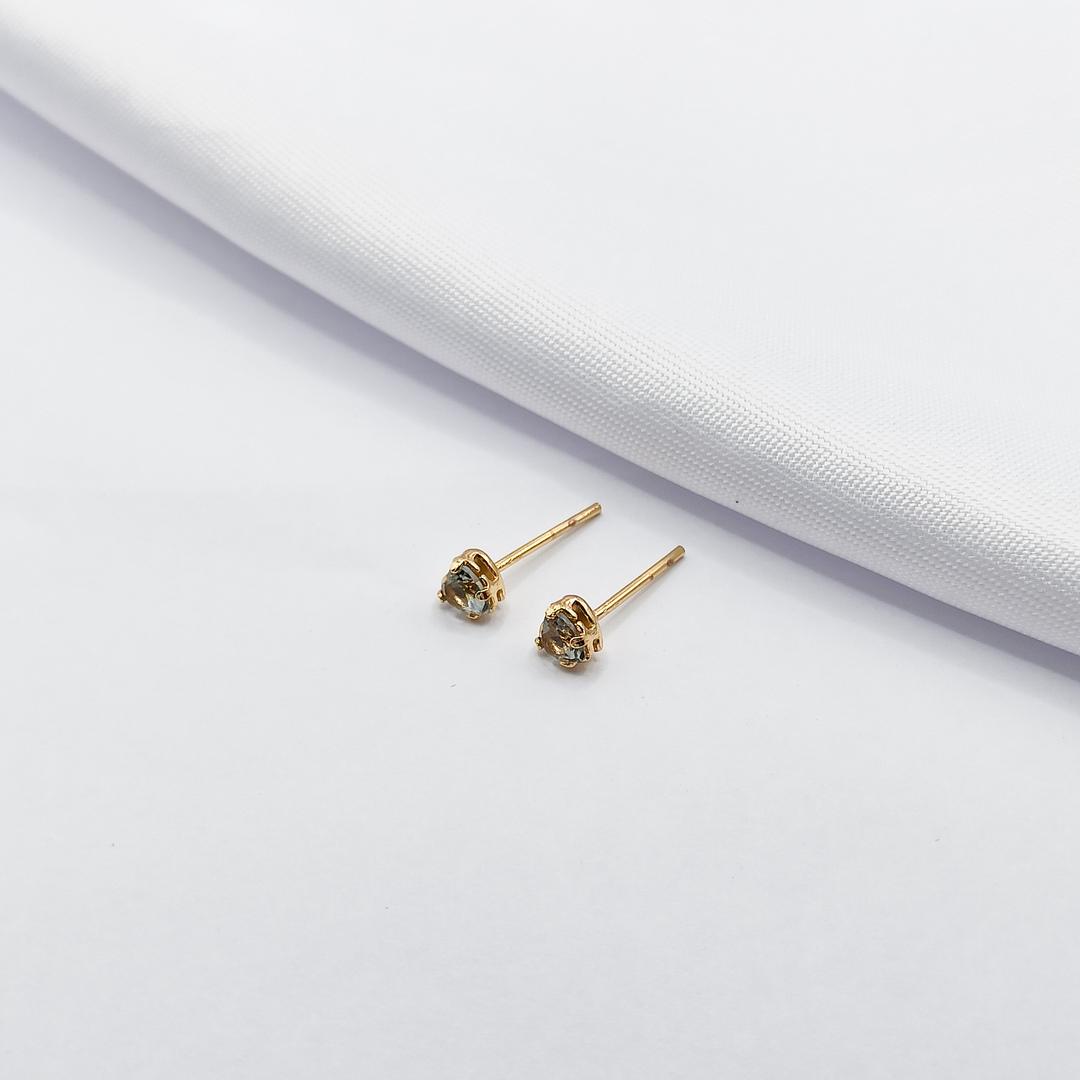 BRINCO DOURADO CORAÇÃO CRISTAL FUMÊ P