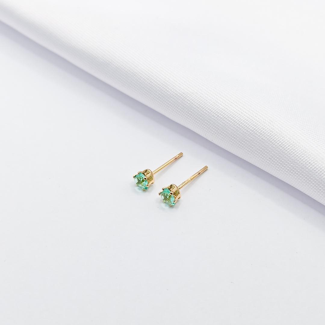 BRINCO DOURADO CORAÇÃO VERDE ÁGUA P