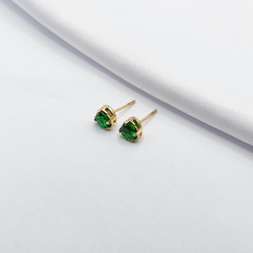 BRINCO DOURADO CORAÇÃO VERDE G