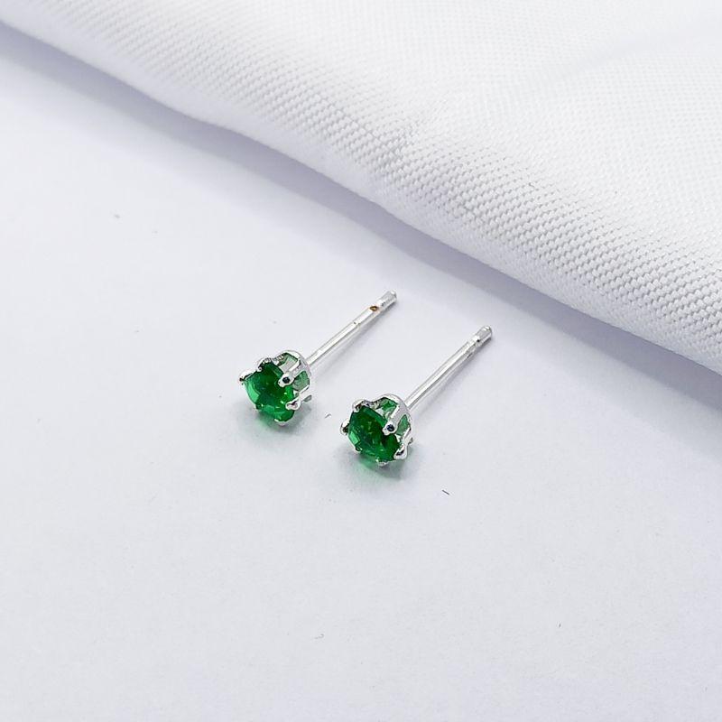 BRINCO PRATA CORAÇÃO VERDE P