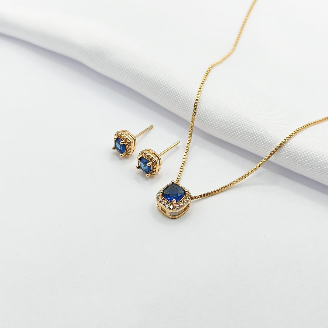CONJUNTO DOURADO ZIRCÔNIA CARRÉ AZUL COM BORDA CRAVEJADA 45CM