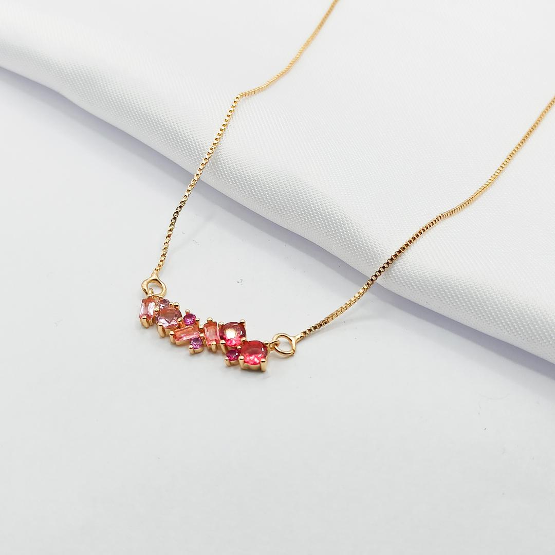 GARGANTILHA DOURADA PEDRAS DEGRADÊ ROSA