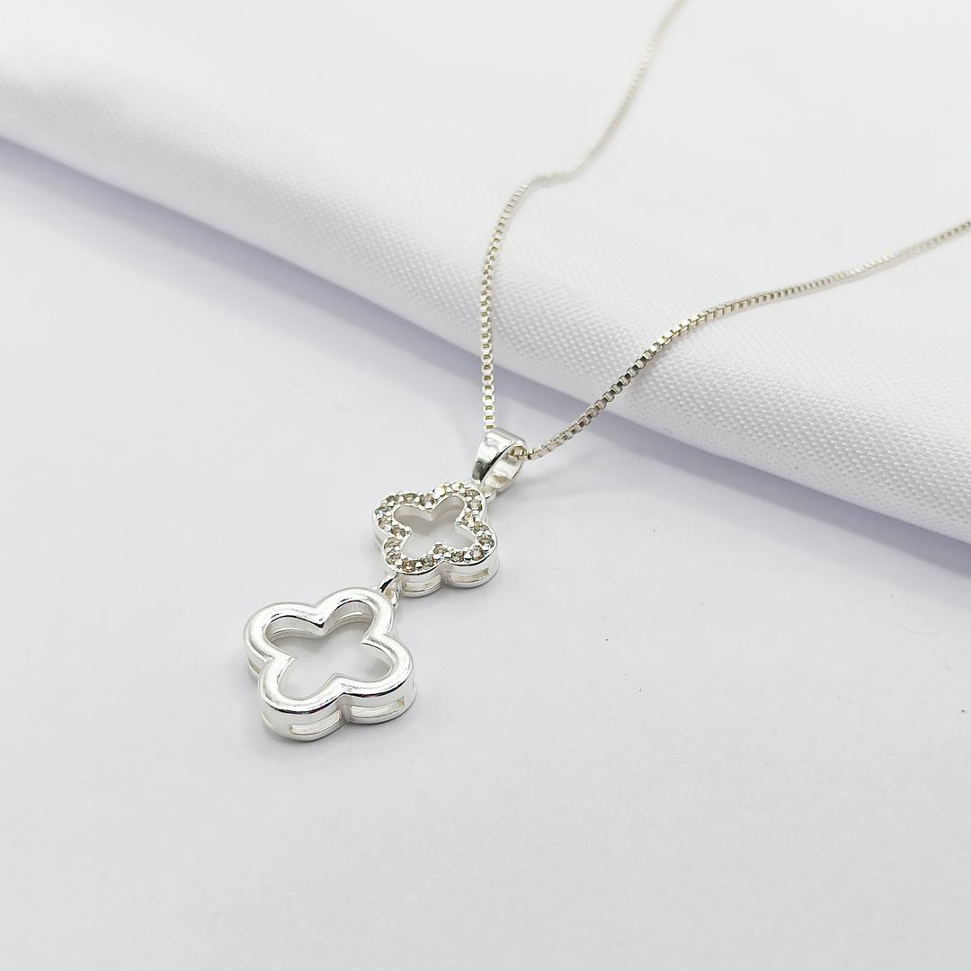 GARGANTILHA PRATA NSPIRAÇÃO DUPLO TREVO VAN CLEEF LISO E CRAVEJADO 45CM