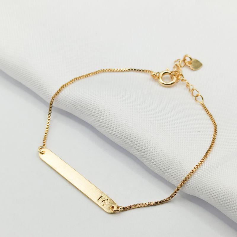 PULSEIRA DOURADA VENEZIANA COM PLAQUINHA RETANGULAR FÉ