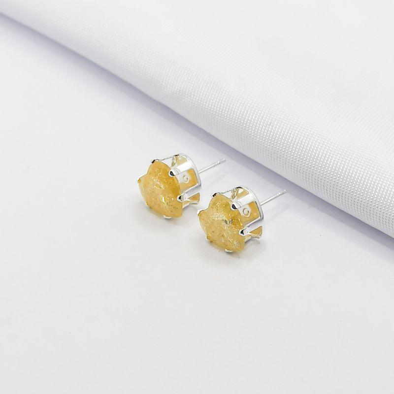 BRINCO PRATA CORAÇÃO AMARELO