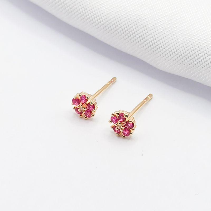 BRINCO DOURADO FLOR ZIRCÔNIA ROSA