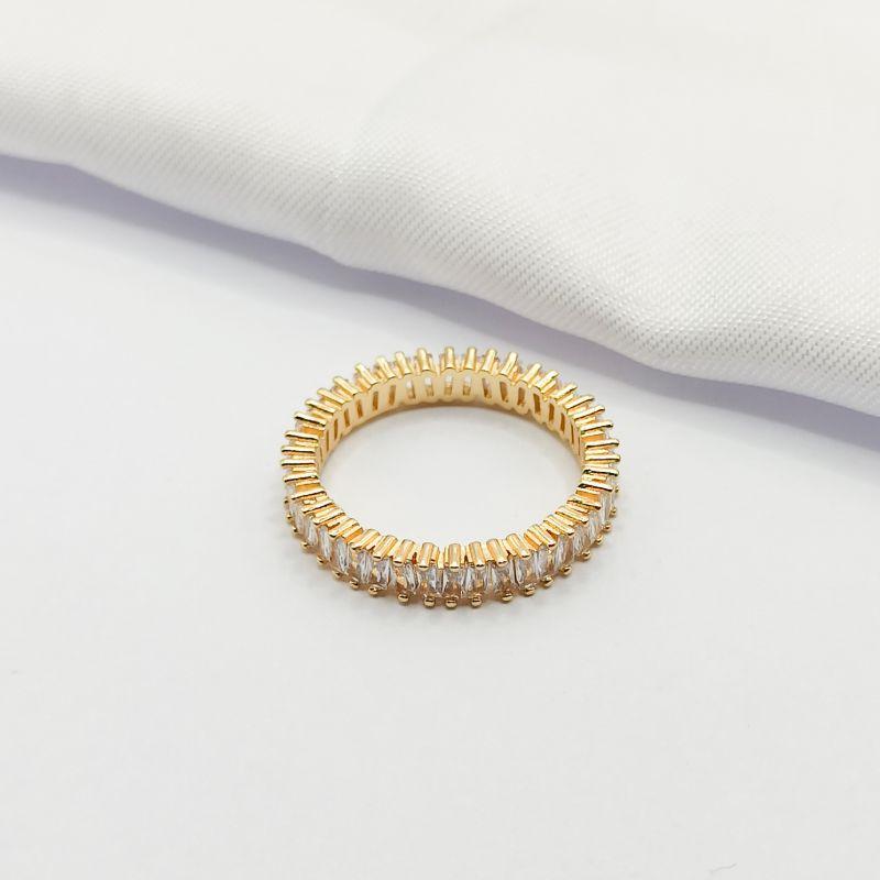 ANEL DOURADO CRAVEJADO BAGUETE CRISTAL