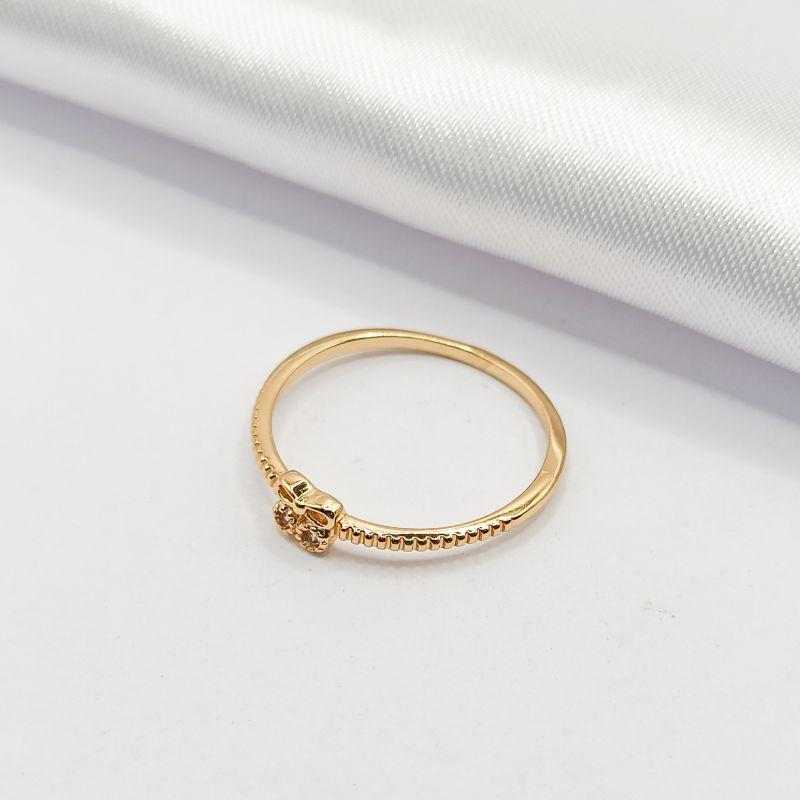 ANEL DOURADO LAÇINHO DELICADO 2 ZIRCÔNIAS