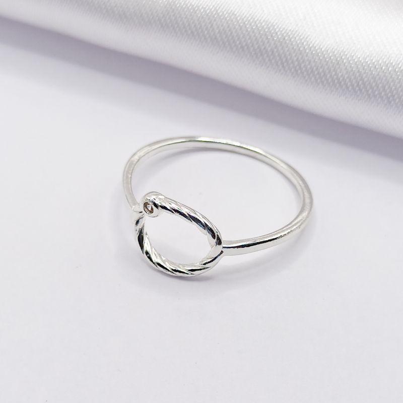 ANEL PRATA FIO ARO VAZADO TORCIDO