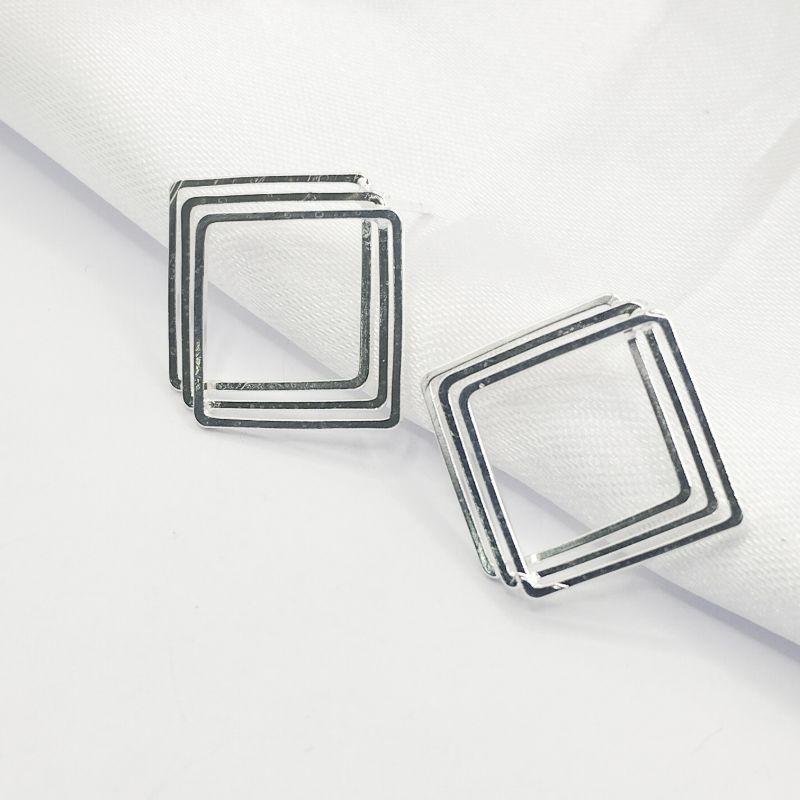 BRINCO PRATA GEOMÉTRICO 3 FIOS LISOS