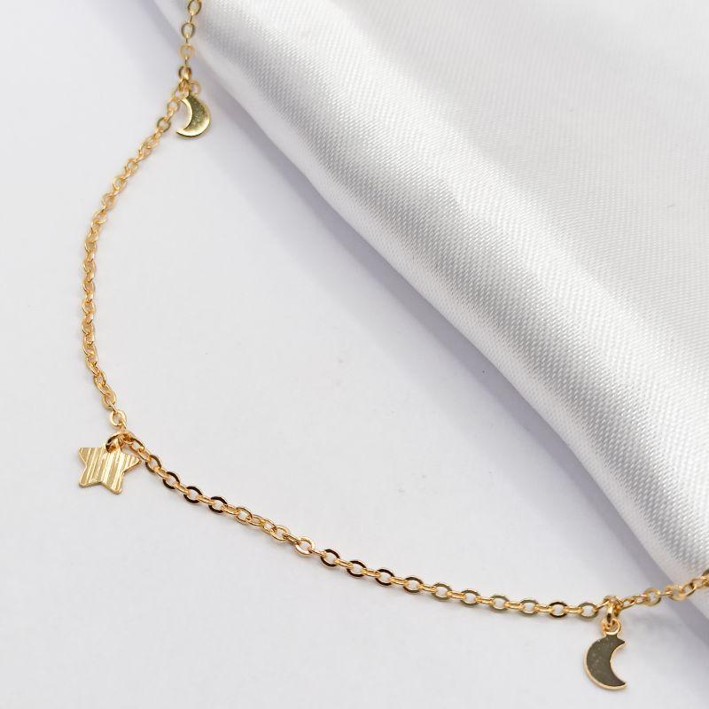 GARGANTILHA DOURADA CHAPINHA ESTRELA E LUA 45CM