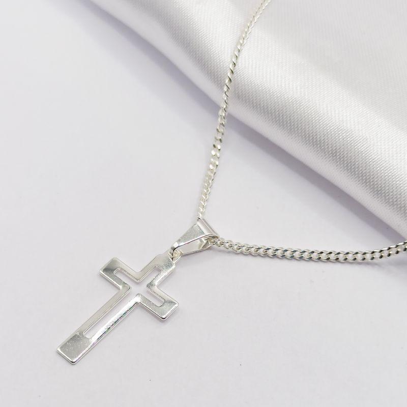 GARGANTILHA PRATA CRUZ LISA VAZADA 60CM