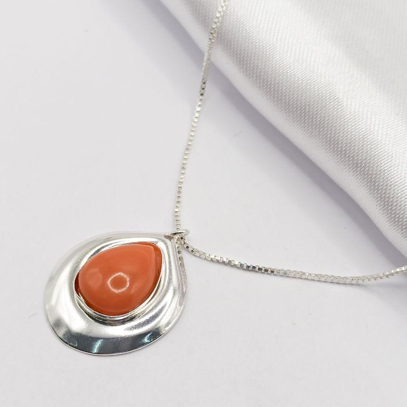 GARGANTILHA PRATA PEDRA NATURAL LARANJA BASE LISA 45CM