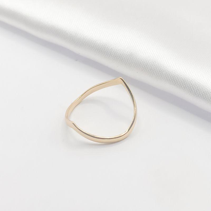 ANEL DOURADO FIO LISO IRREGULAR V