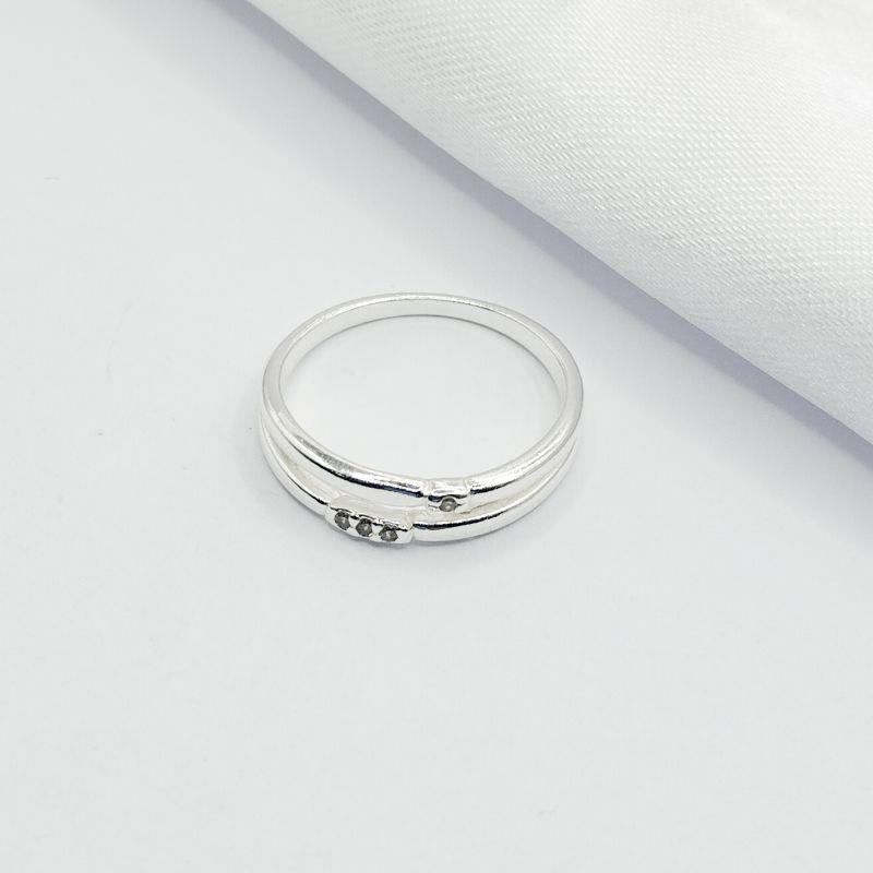 ANEL PRATA DOIS FIOS TRÊS PEDRAS ZIRCÔNIA