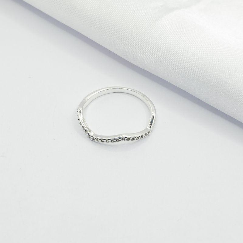 ANEL PRATA ZIG ZAG COM ZIRCONIA