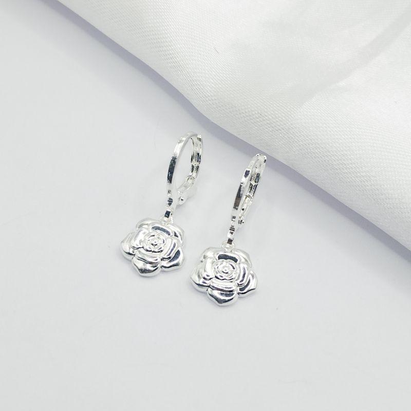 BRINCO PRATA ARGOLA CLIK PIMGENTE FLOR