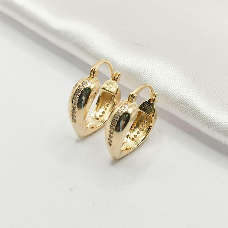 BRINCO DOURADO ARTÍCULÁVEL CORAÇÃO COM FILEIRA ZIRCÔNIA