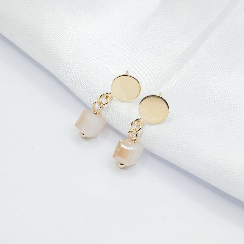 BRINCO DOURADO BASE CIRCULO COM PINGENTE PEDRA ROSE