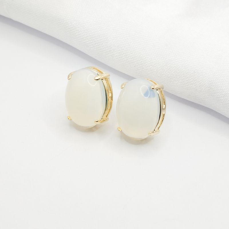 BRINCO DOURADO PEDRA OVAL FURTA-COR