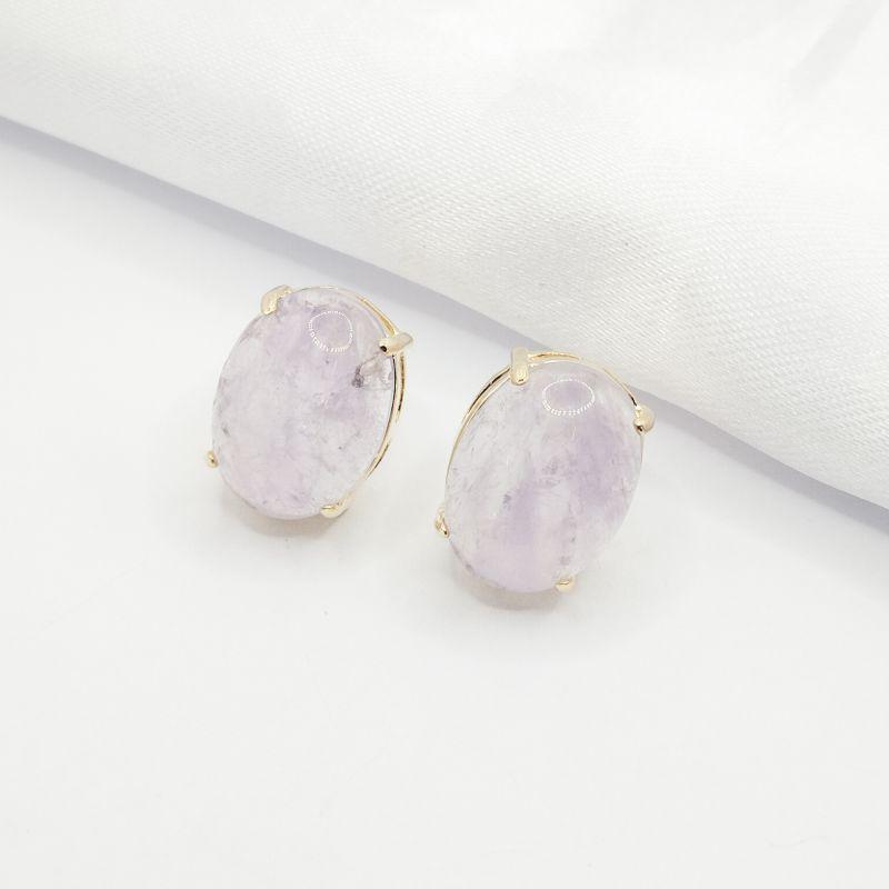 BRINCO DOURADO PEDRA OVAL LILÁS