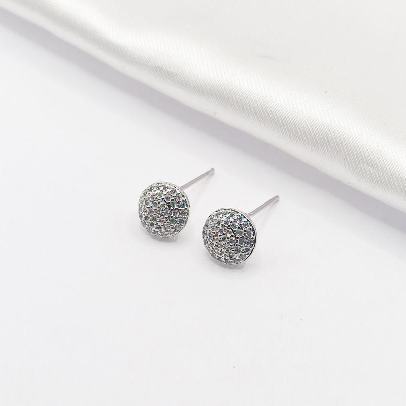 BRINCO PRATA CÍRCULO CRAVEJADO COM APLIQUE DE RÓDIO