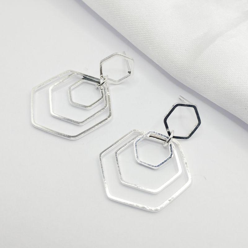 BRINCO PRATA FIOS GEOMETRICOS ARTICULADO