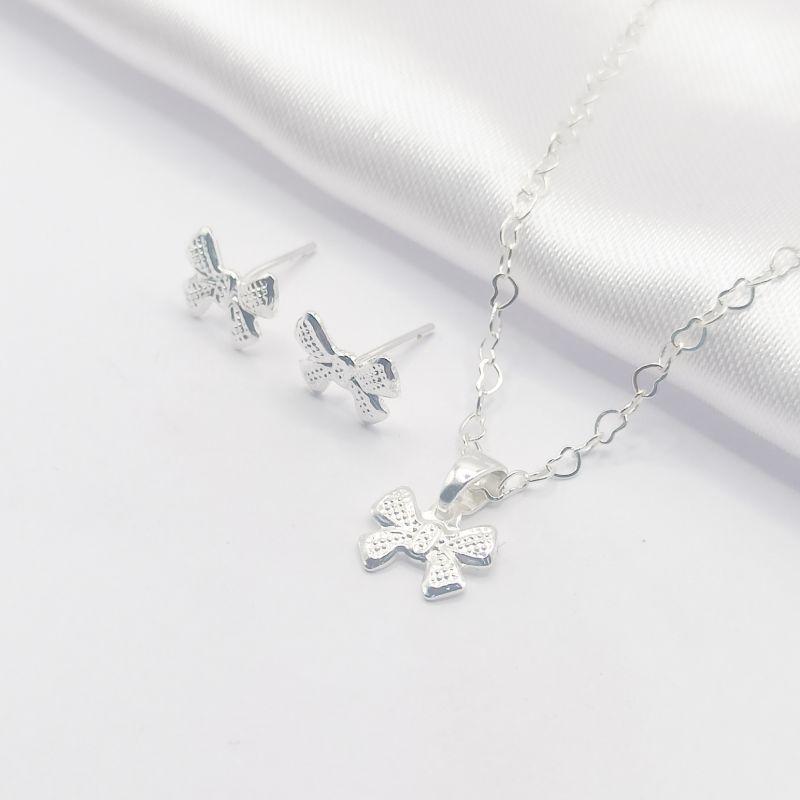 CONJUNTO PRATA LAÇO DELICADO 45CM