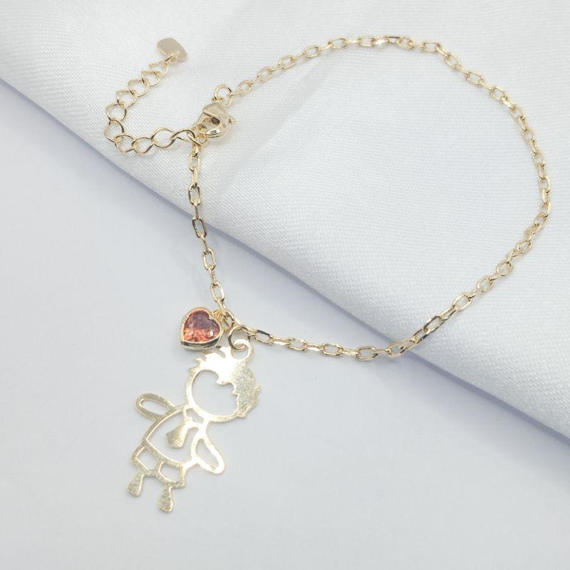PULSEIRA DOURADA TIJOLINHO COM PINGENTE MENINO LISO VAZADO E CORAÇÃO DE PEDRA