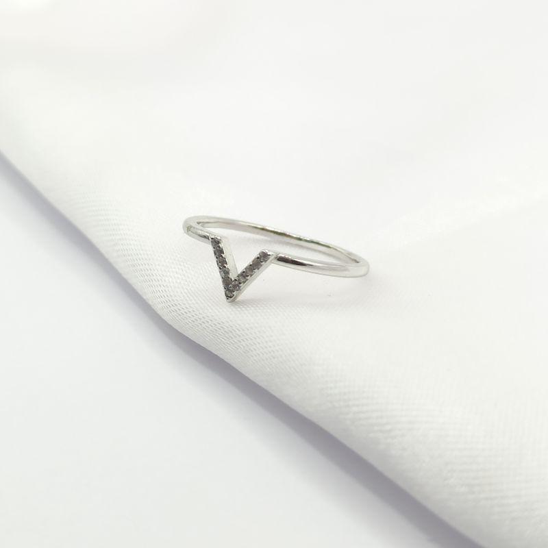 ANEL RÓDIO V CRAVEJADO