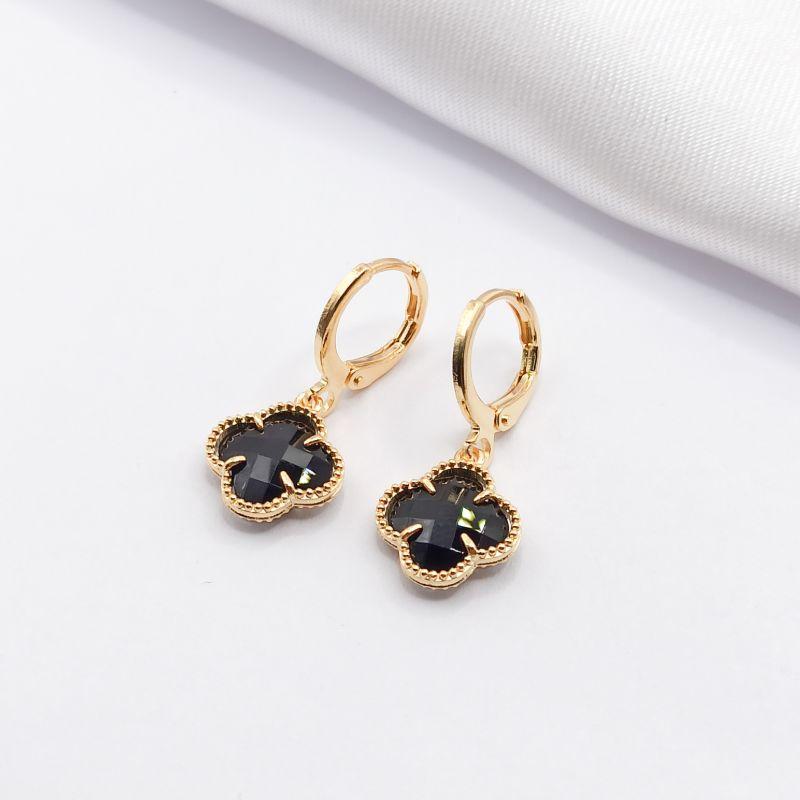 BRINCO DOURADO ARGOLINHA CLICK TREVO VAN CLEEF BLACK