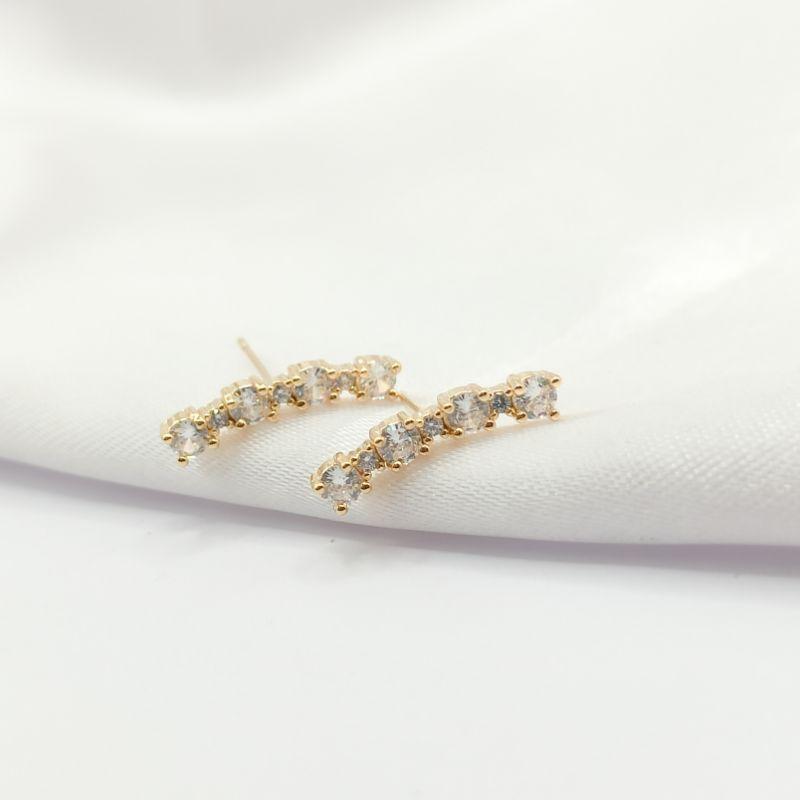 BRINCO DOURADO EAR CUFF CRISTAL OVAL